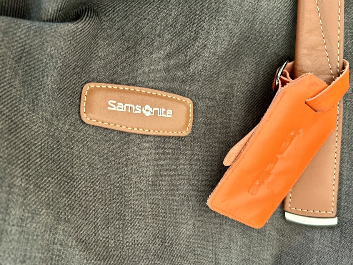 Samsonite Sacs: Samsonite Reisetasche mit Ledergriffen – D'occasion à Spiez par gerybe 1