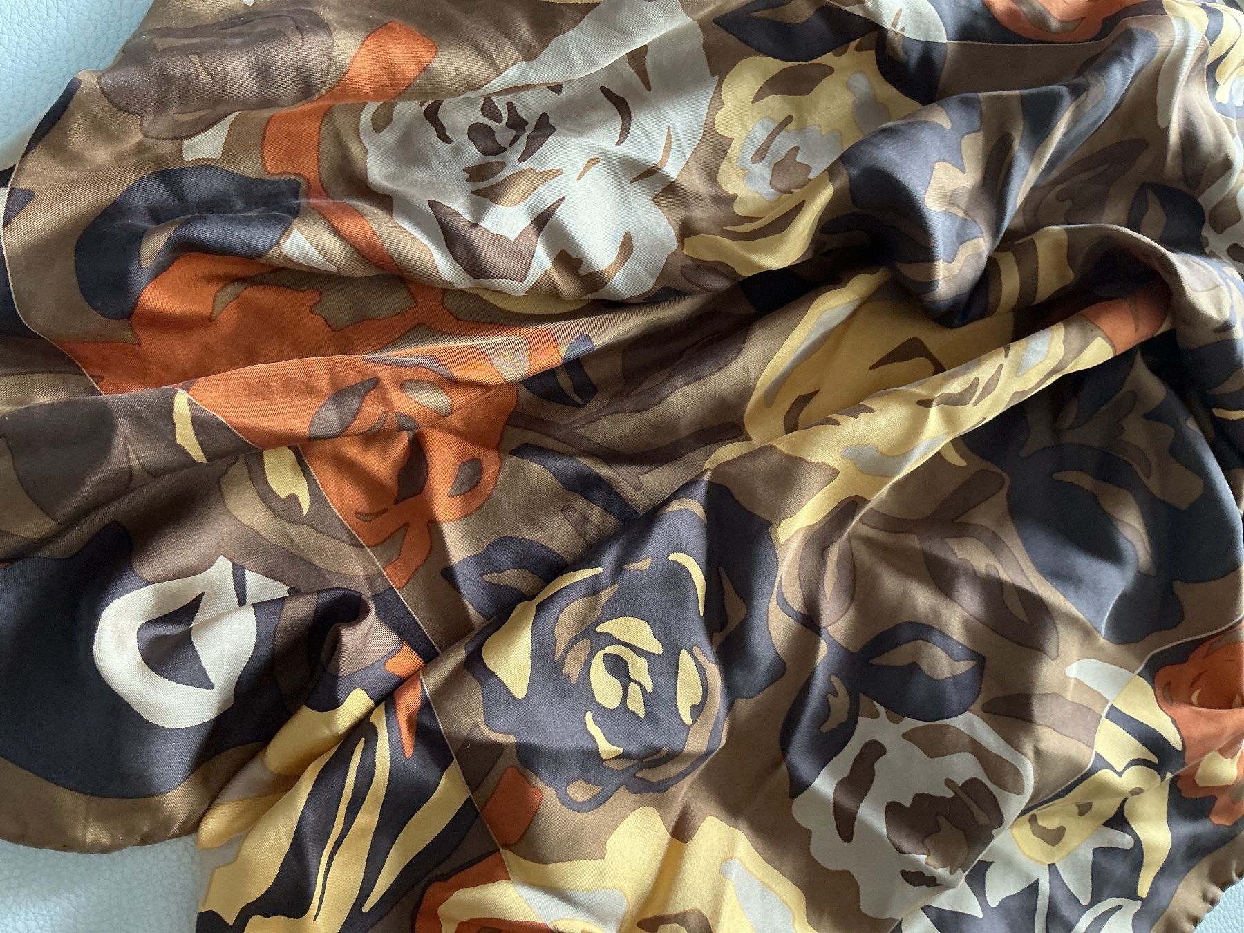 Foulard & Sciarpe: Seidentuch Jammers & Leufgen Herbstfarben – Usato da Wettingen venduto da Andres54 2