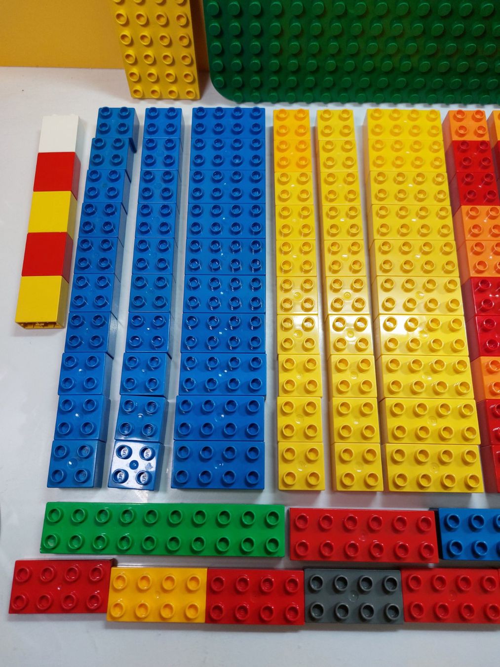 Lego Kit di costruzioni: LEGO DUPLO Grundplatte, 150 Bausteine, 2 Bauplatten – Usato da St.Gallen venduto da TinasBauundSpiel 1