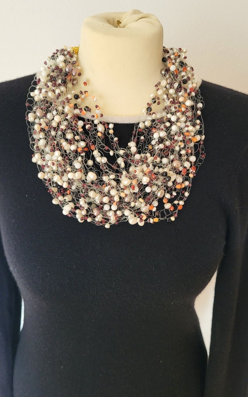 Ketten: Collier  en pierre – Neu (gemäss Beschreibung) aus Fribourg von VictoriaShop7