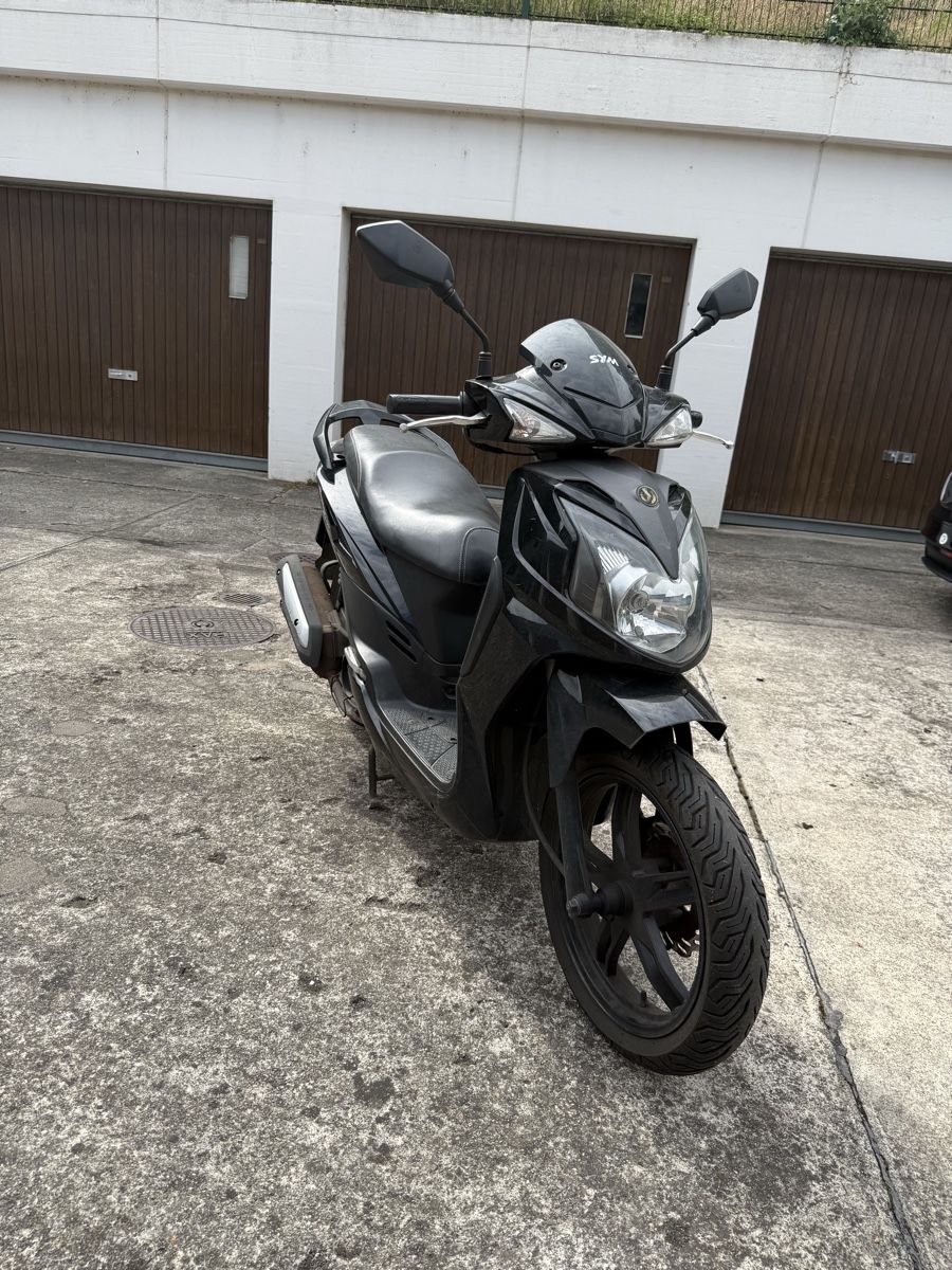 Sym Strada: SYM Symphony SR 125 / Frisch ab MFK / Defekt – Difettoso da Basel venduto da nov_m266 4