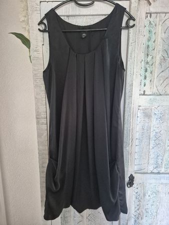 Schwarzes Kleid Grösse 40 guter Zustand