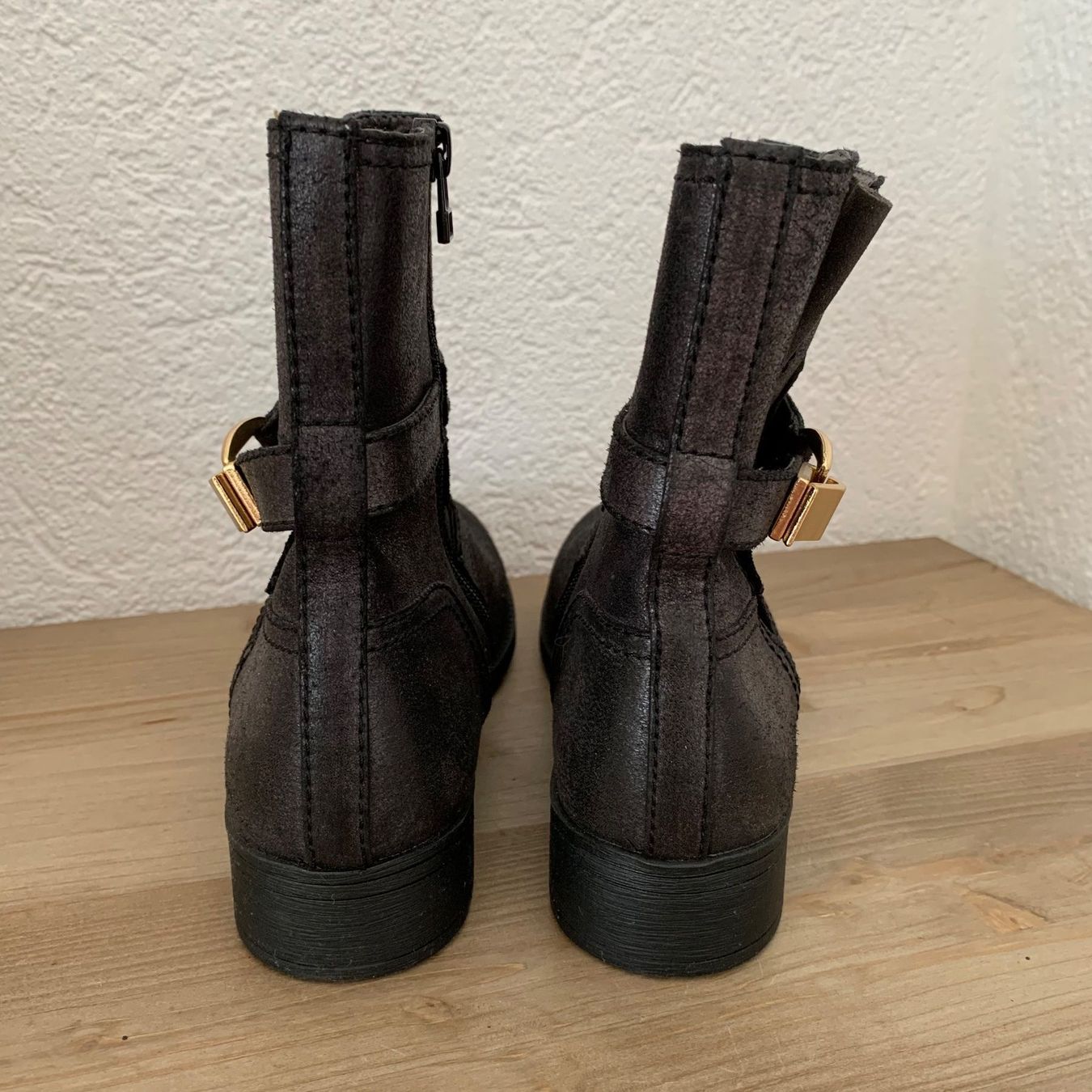 Esprit Chaussures femmes: NEU Esprit Boots Schuhe Stiefeletten Gr. 38 – Neuf (Voir description) à Fislisbach par KolibriSecondhand 9