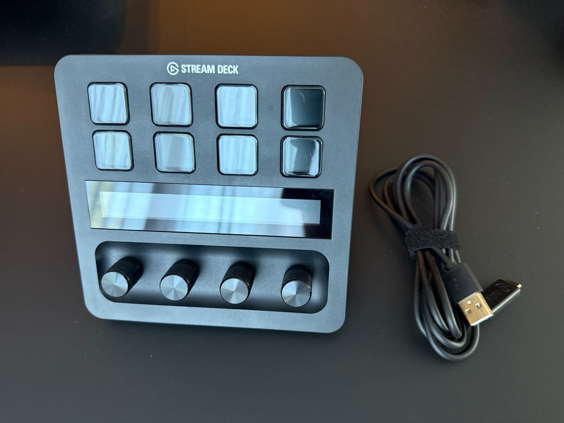Platines de mixage: Elgato Stream Deck + schwarz 8 Keys 4 Knobs Touch – D'occasion à Jonen par giuco