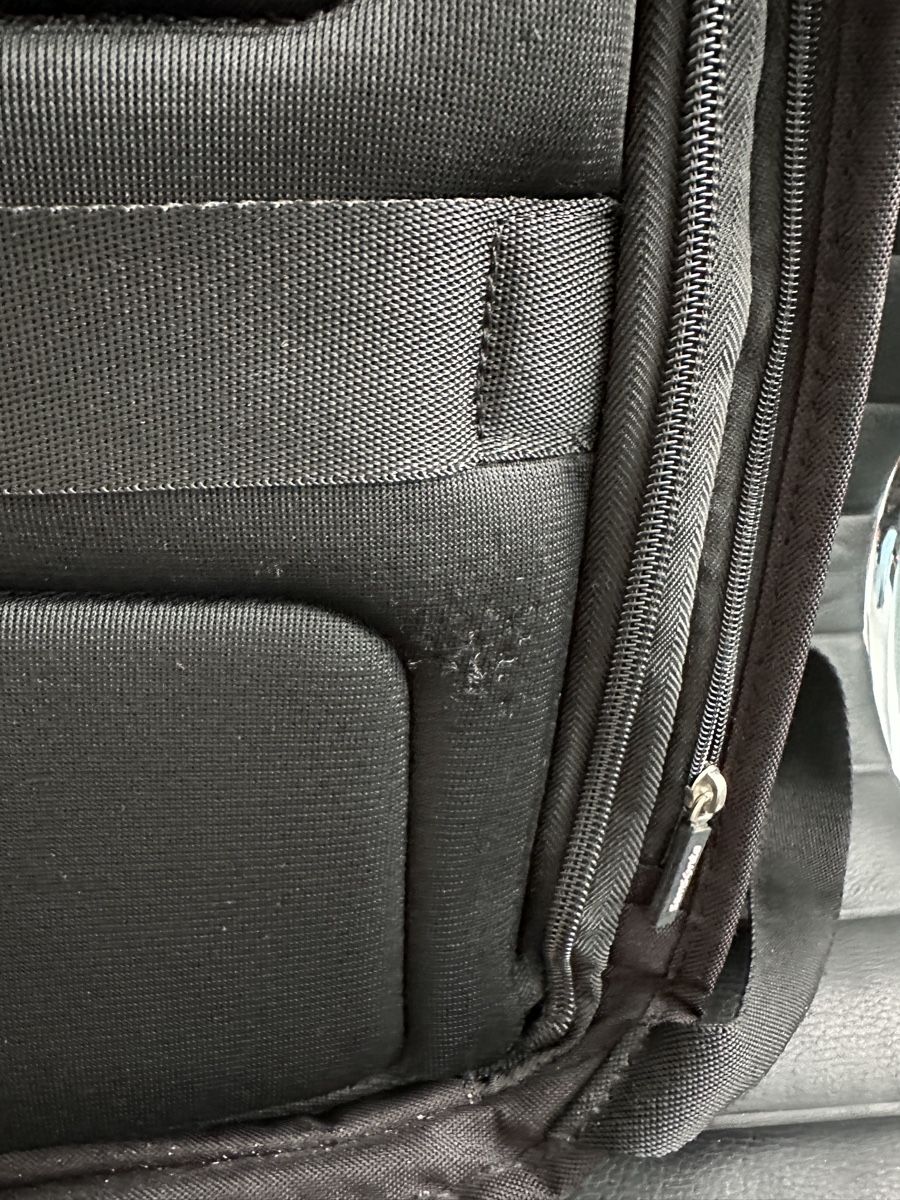 Samsonite Zaini: Samsonite Rucksack schwarz, Laptopfach, Business – Usato da Basel venduto da morochadelsur 3