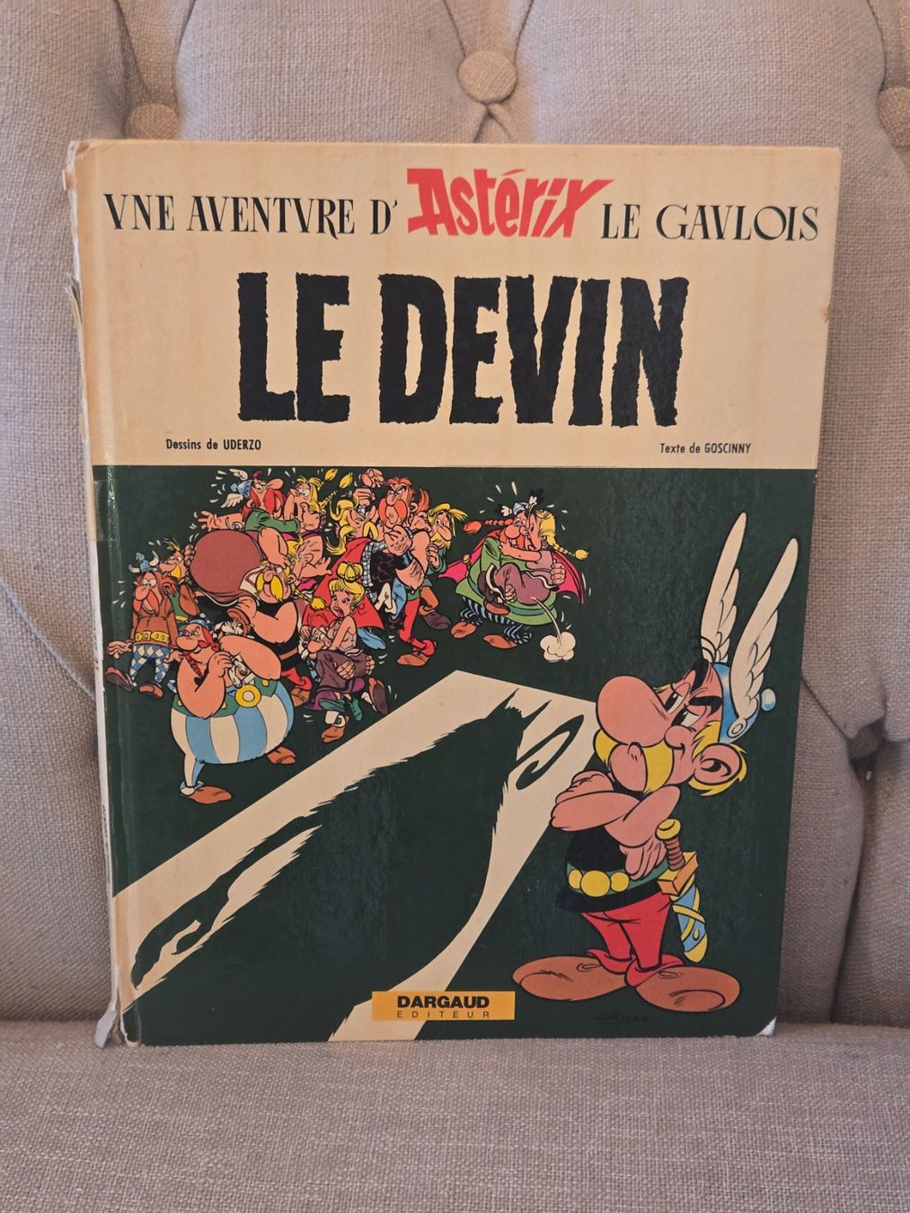 Comics: Astérix N°19 - Le devin – Gebraucht aus Crémines von Blakedrake