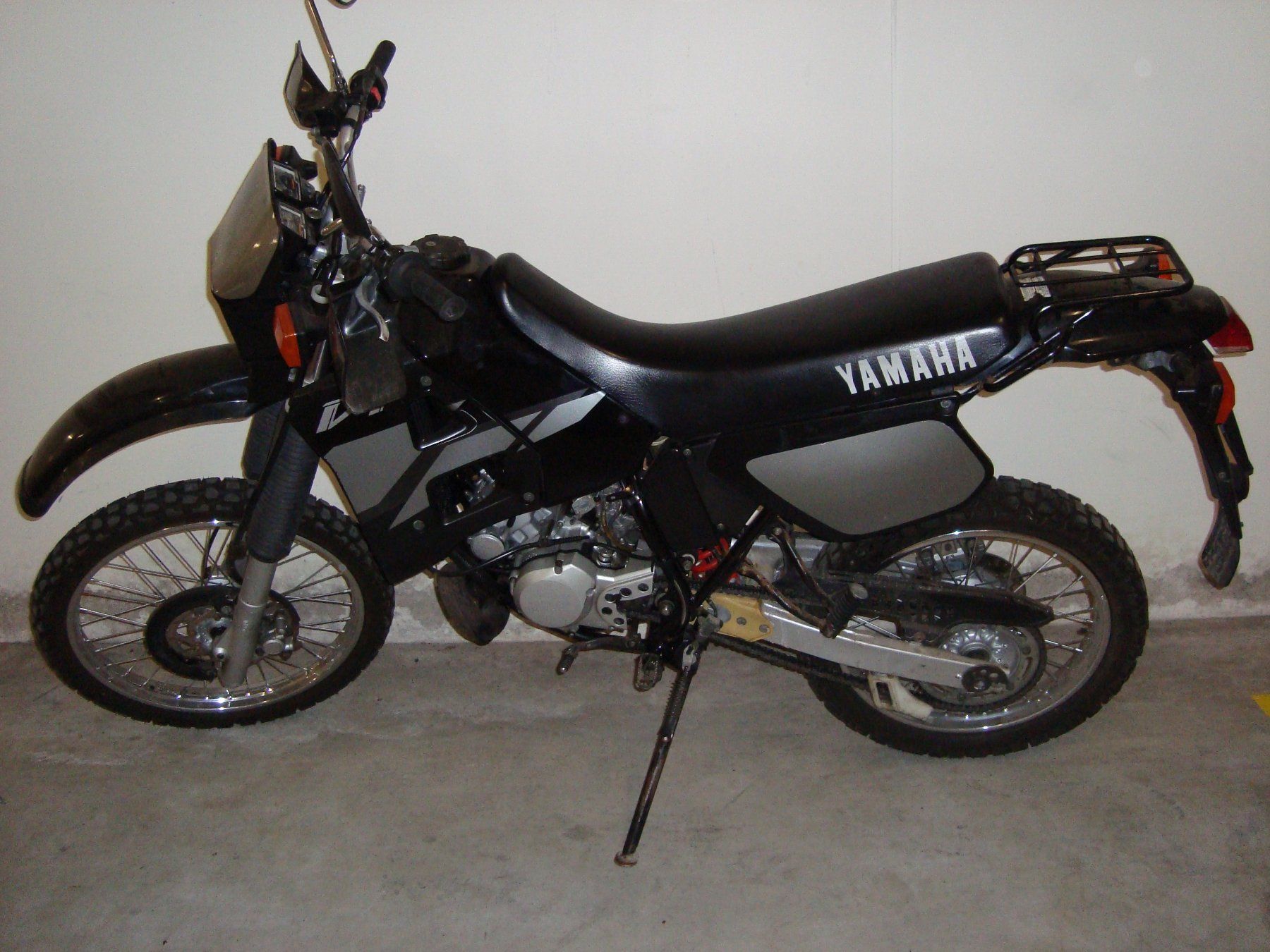 Yamaha Enduro: YAMAHA DT 125R – Difettoso da Walzenhausen venduto da Totenkopf0