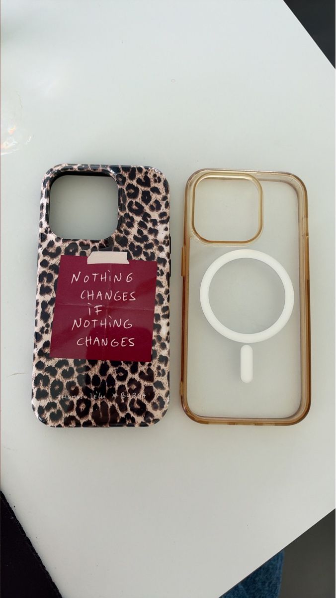 Apple Cover & Protezioni schermo: 2x iPhone 14pro Burga case – Usato da Richterswil venduto da L.Staudenmann