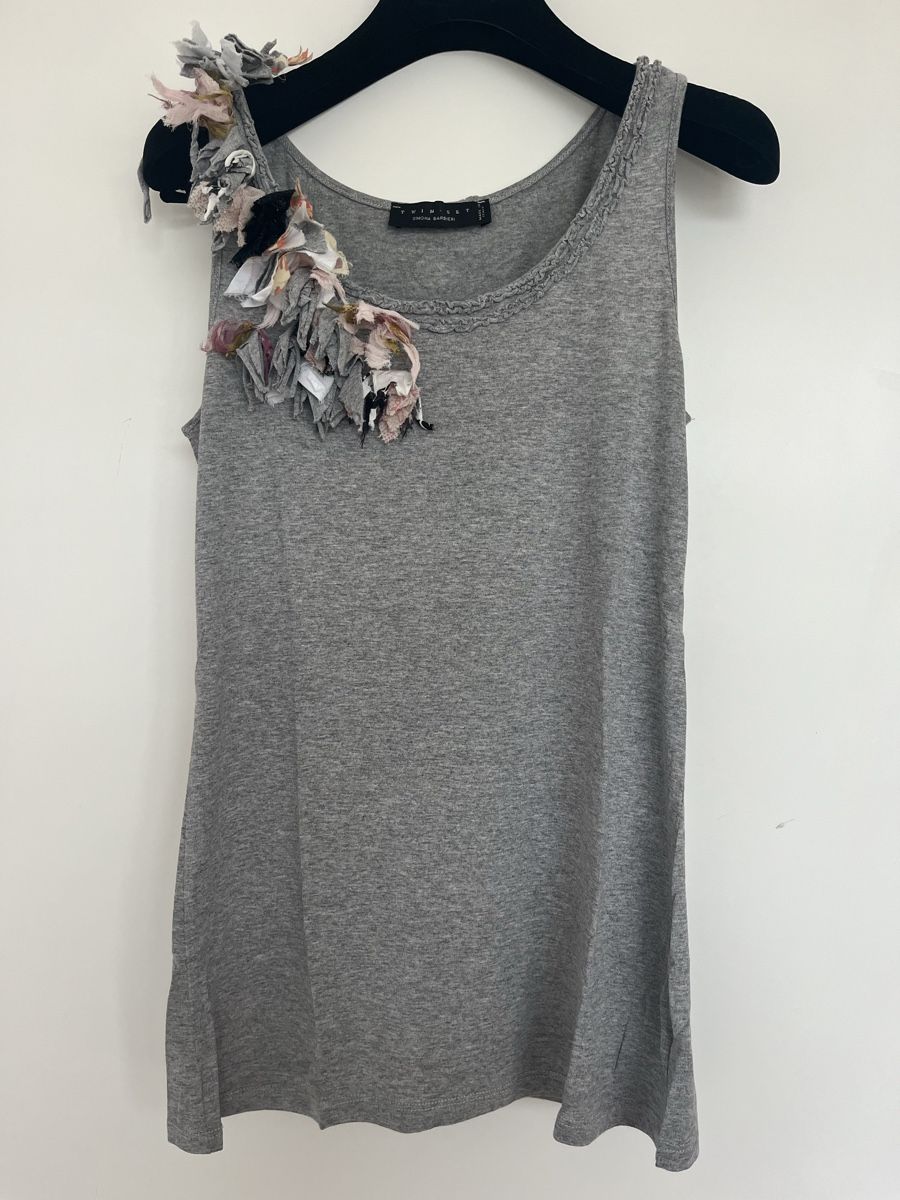 Twinset Top: Top Twin-Set grey 🌸 size S – Nuovo (secondo la descrizione) da Bern venduto da val_kw6s