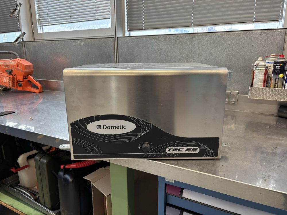 Dometic TEC29 Generator (Gebraucht) in Vinelz für CHF 500 – nur ...