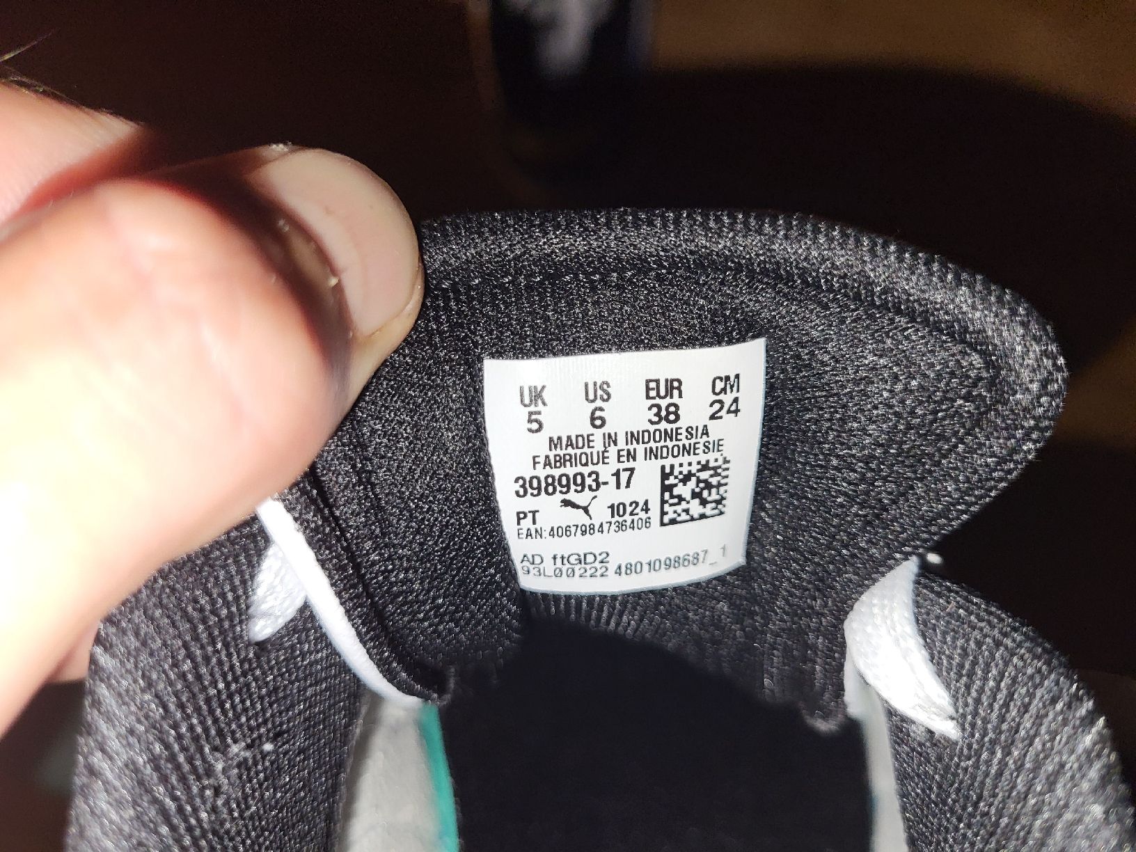 Puma Chaussures garçon: Puma Sneaker Kinder Grösse 32 – Neuf (Voir description) à Kleinandelfingen par Hansoloo 1