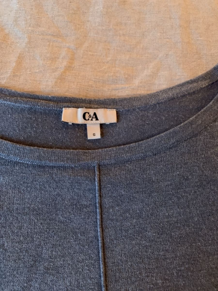 Pulls & Sweat-shirts: Langarmpullover, Grösse S/M,  dunkleres Eisblau, neuwertig – Neuf (Voir description) à Meilen par Flockenwirbel