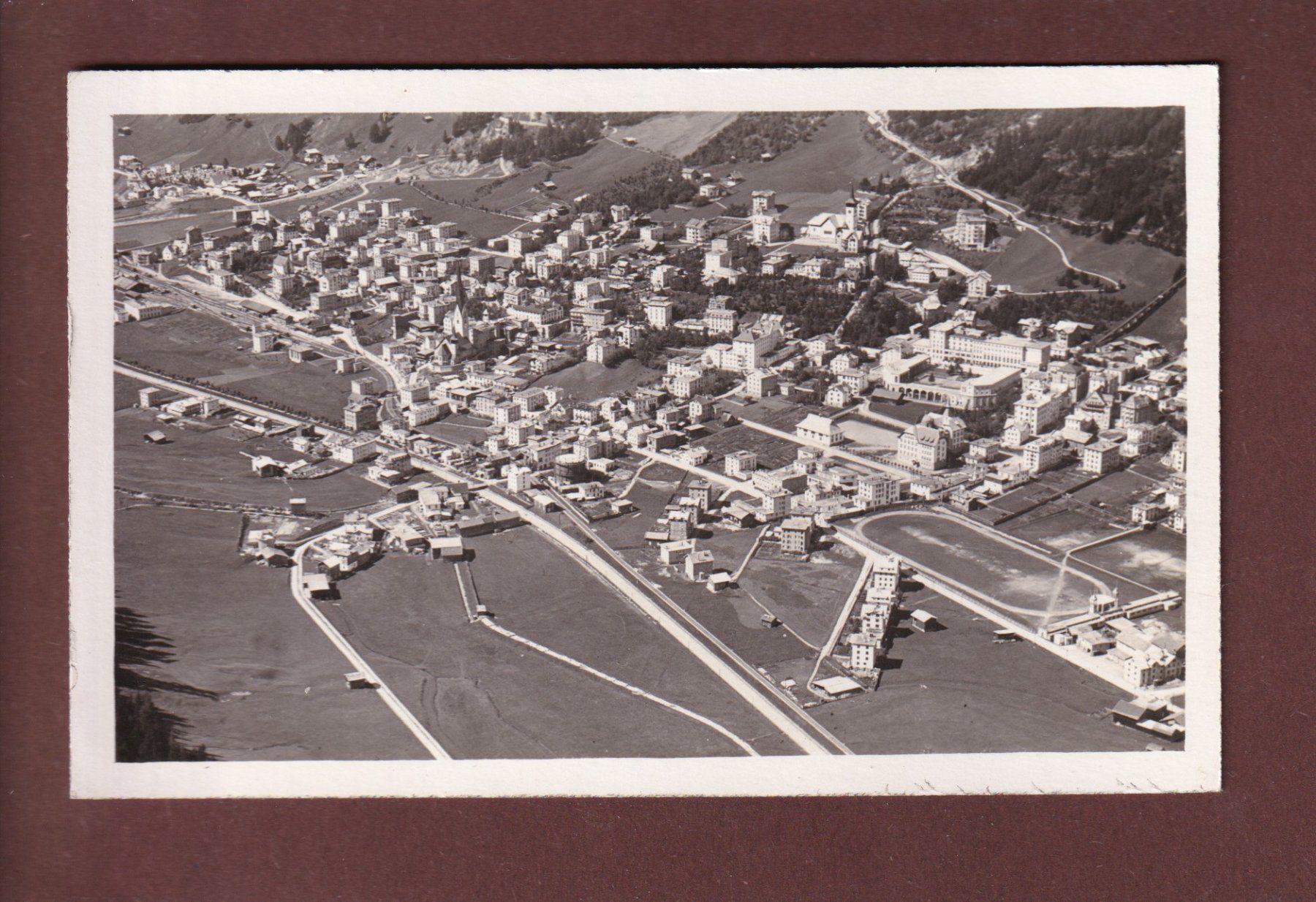 Cartoline postali: DAVOS-PLATZ - Flieger-Postkarte – Usato da Pully venduto da nicecards