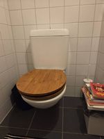 Verschiedene Badmöbel - WC