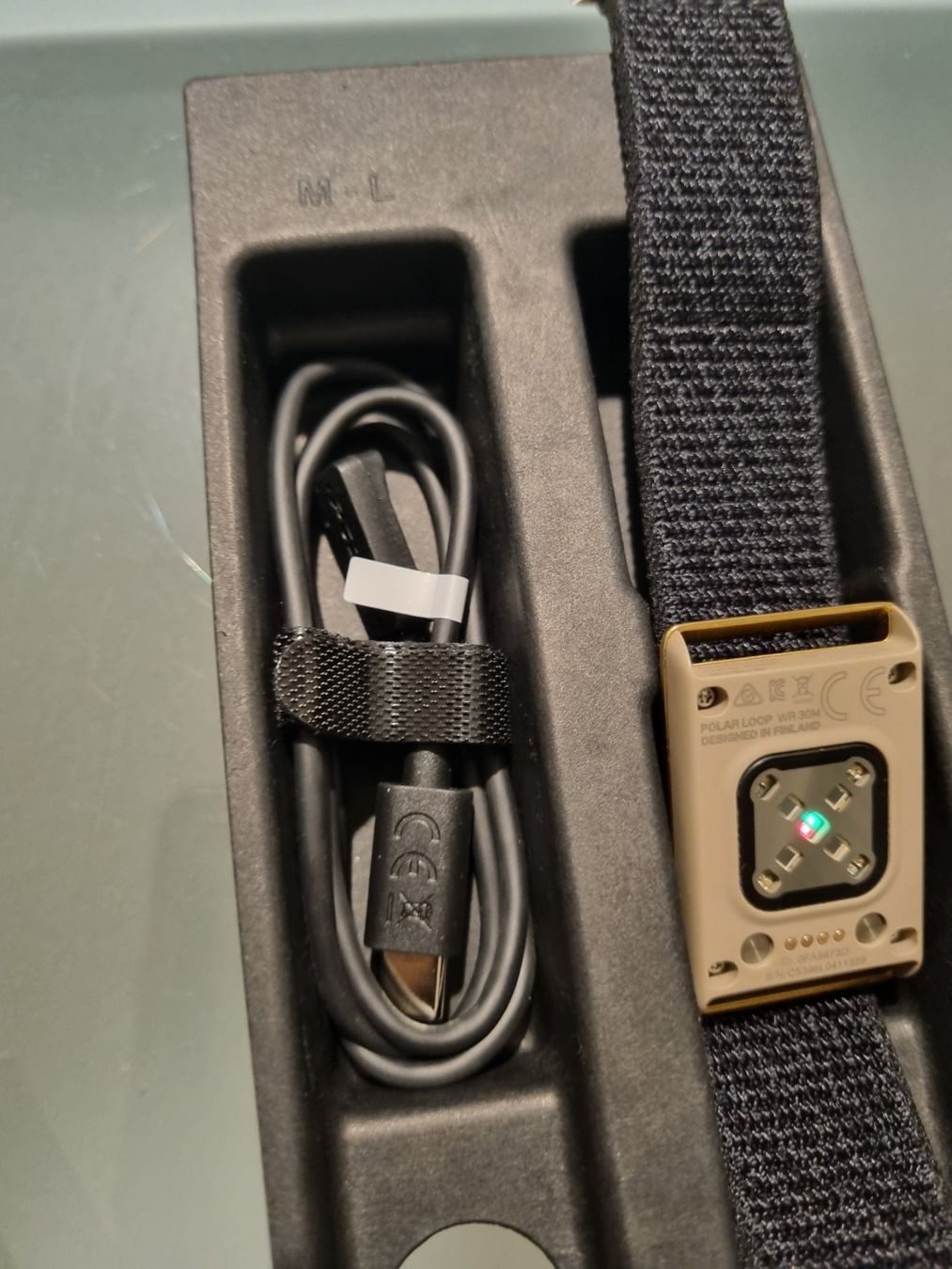 Polar Smartwatch: Polar Loop M-L Fitness Tracker – Nuovo (secondo la descrizione) da Bassersdorf venduto da CurlyBlack 4