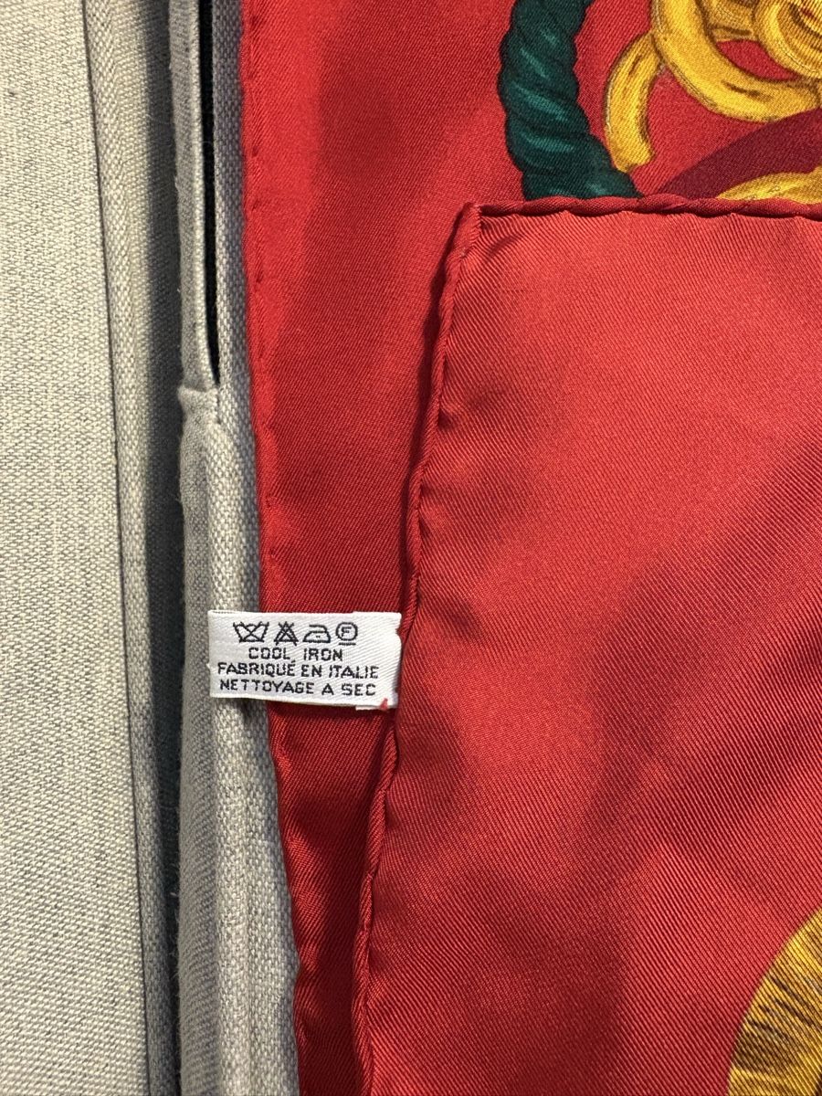 Chanel Foulards, Tücher & Schals: CHANEL Schal – Gebraucht aus Rotkreuz von Vintage_lover1 6