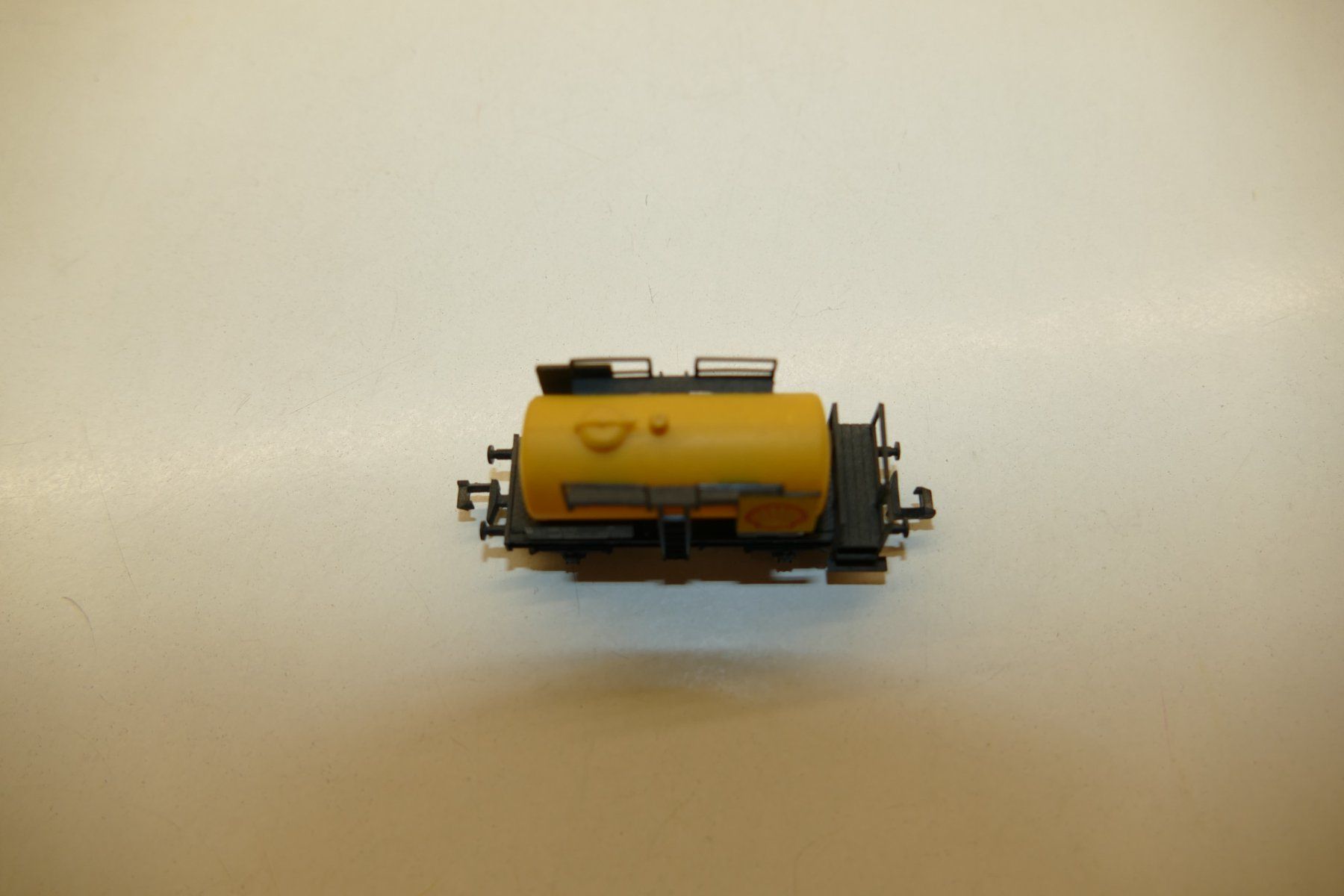 Fleischmann Modellini di ferrovie: Fleischmann N: DB Kesselwagen Shell – Nuovo (secondo la descrizione) da Niederhasli venduto da rail-duerst 4