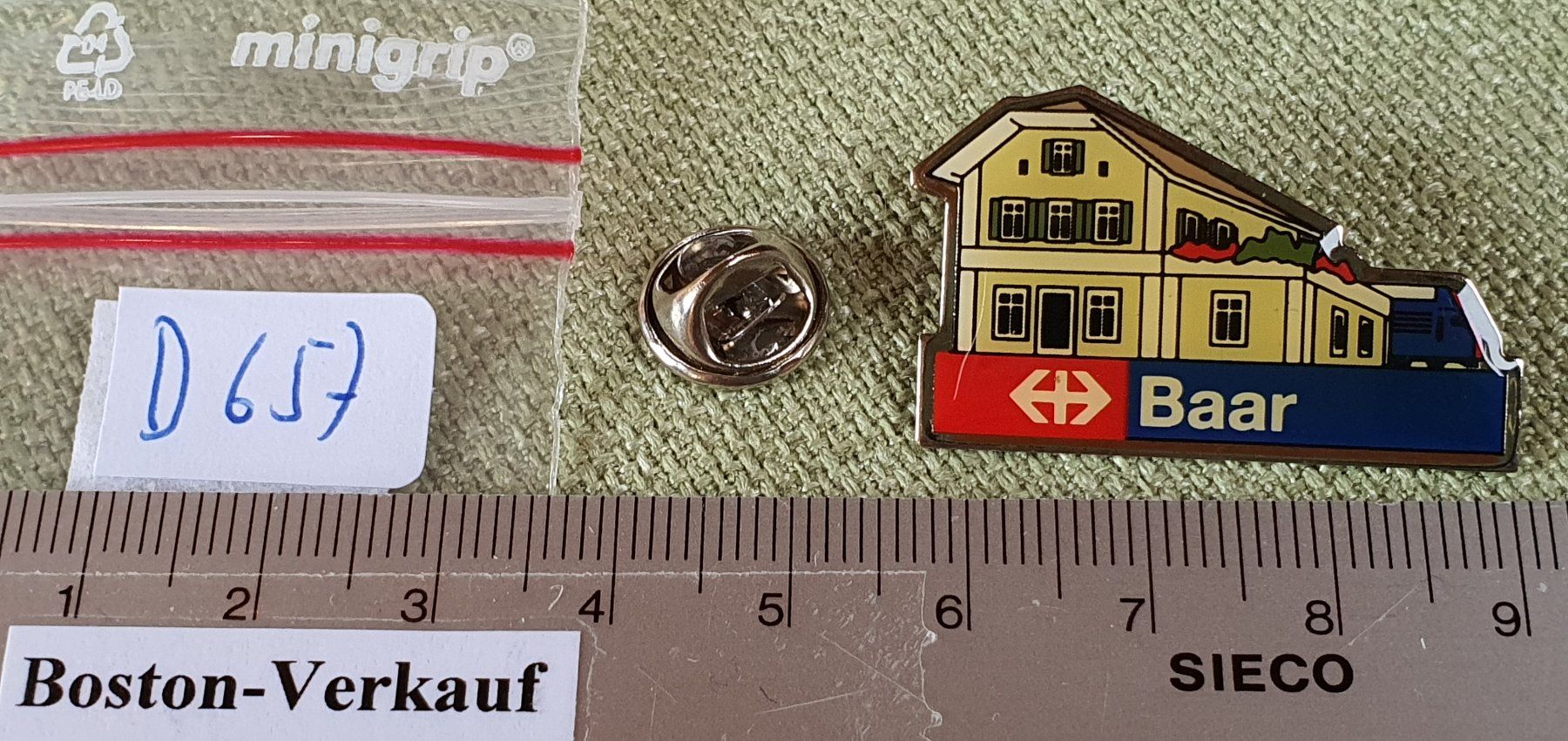 SBB/CFF/FFS Plaquettes & Badges: D657 - Pin SBB Bahnhof Baar Schweiz – D'occasion à Reinach BL par Boston-Verkauf 2