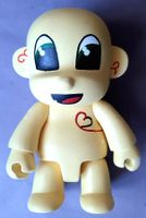 MonQ TOY2R Qee