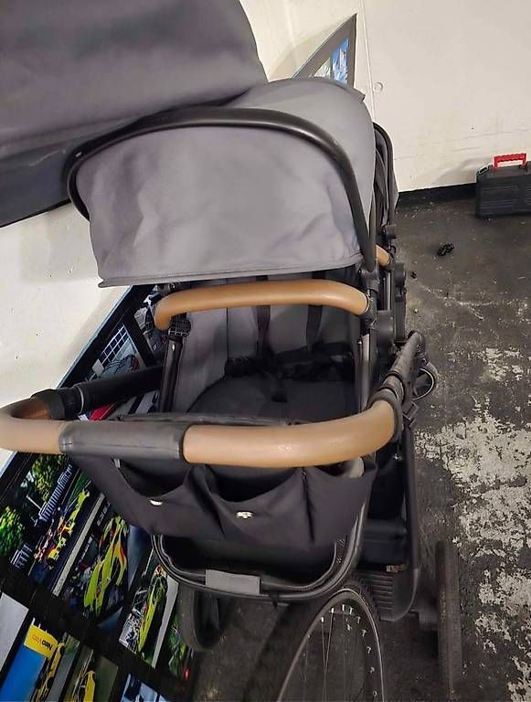 Carrozzine: Zwillingswagen wie neu – Usato da Domat/Ems venduto da del_glb5 2