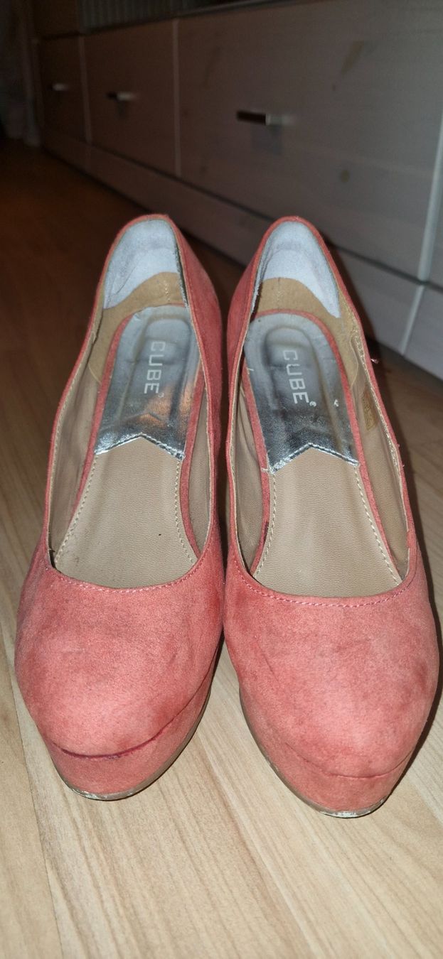 Cube Scarpe da donna: Pumps – Usato da Zell ZH venduto da Eva-Jana 1