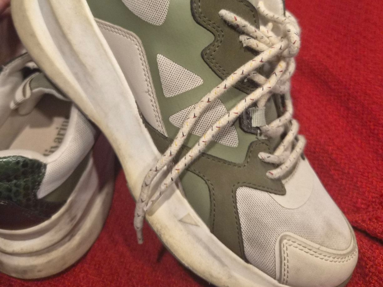 Stradivarius Damenschuhe: Stradivarius Sneaker 38 – Gebraucht aus Thun von inuyasha93