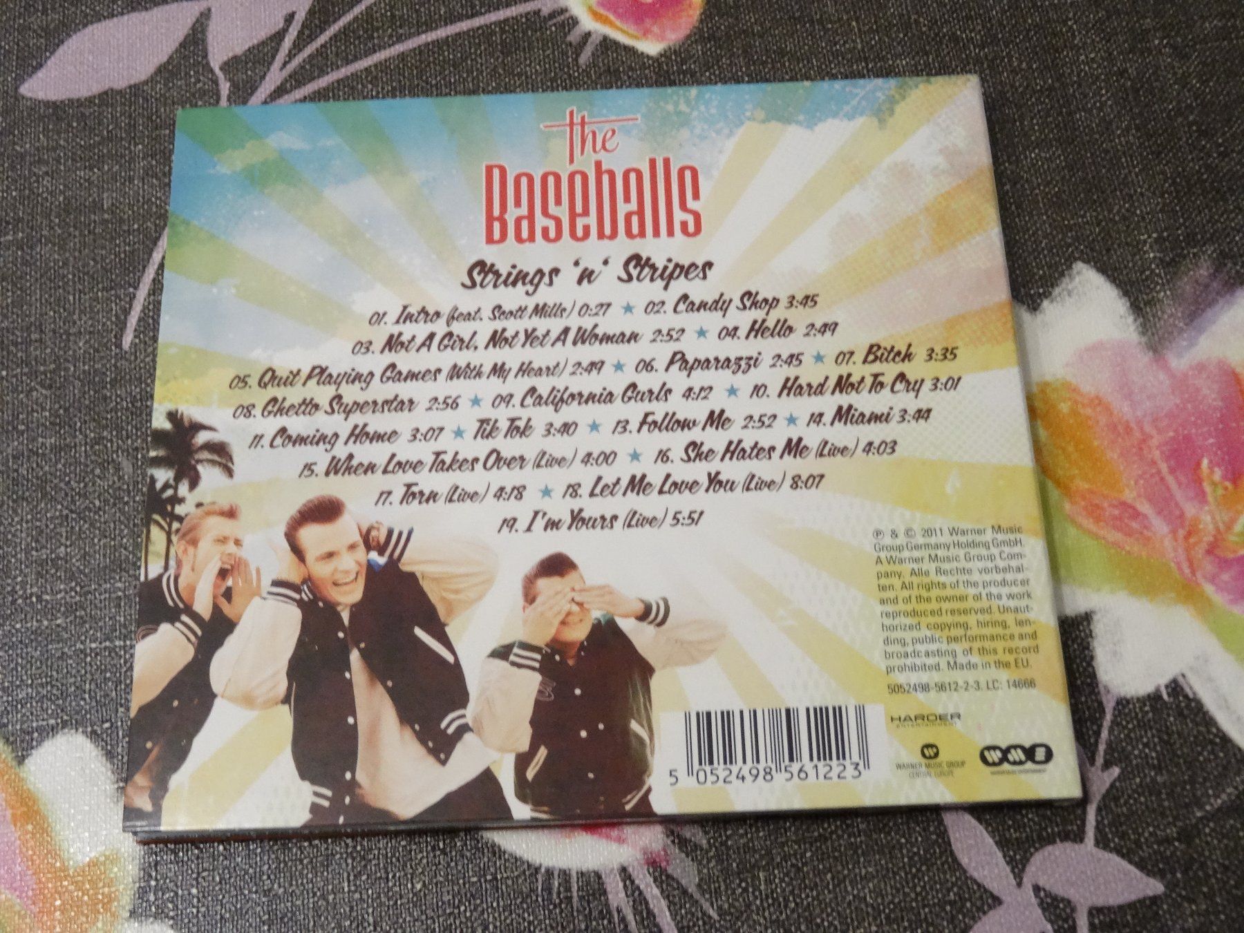 CDs: The Baseballs - Strings n Stripes CD – Gebraucht aus Olten von Disc-Ausverkauf 1