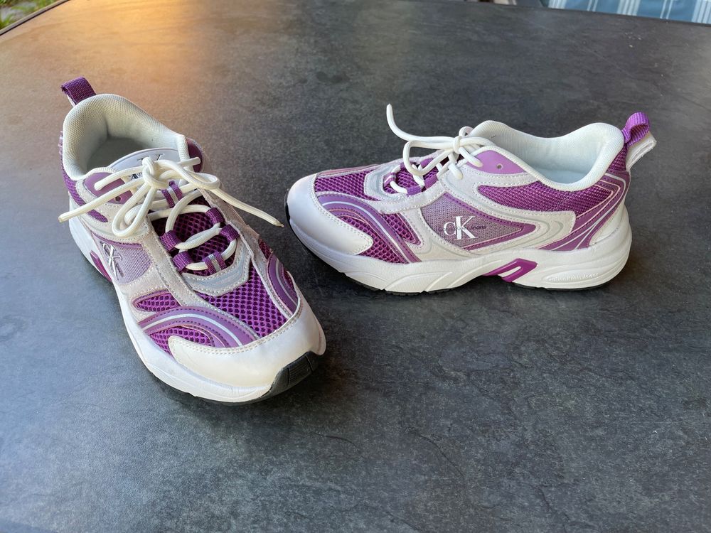 Basket Calvin Klein 37 comme neuve (mise 1x) Kaufen auf Ricardo