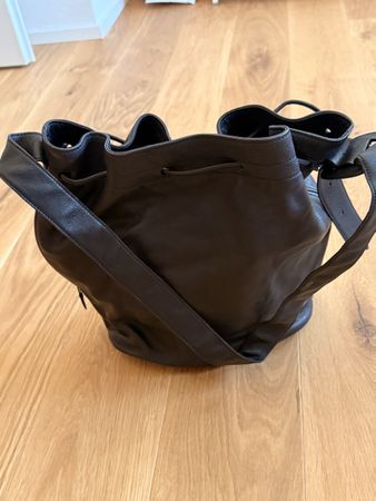 Damen Ledertasche schwarz guter Zustand