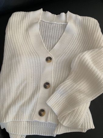 Neuwertige Strickjacke Gr. XL