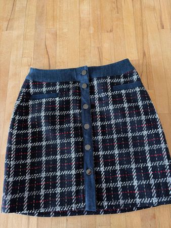 Jupe carreaux hiver avec boutons devant, taille 36/S