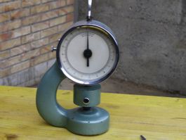 MIKROMETER GROSSES STAND MIKROMETER ANTIK?