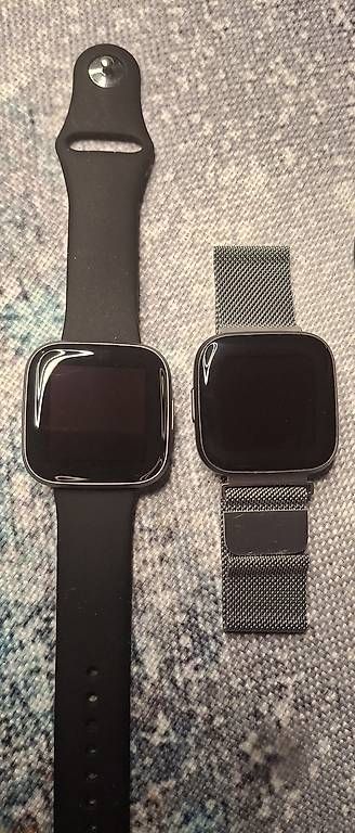 Smartwatch: Fitbit versa 2  – Gebraucht aus Biel/Bienne von Micra-45 2