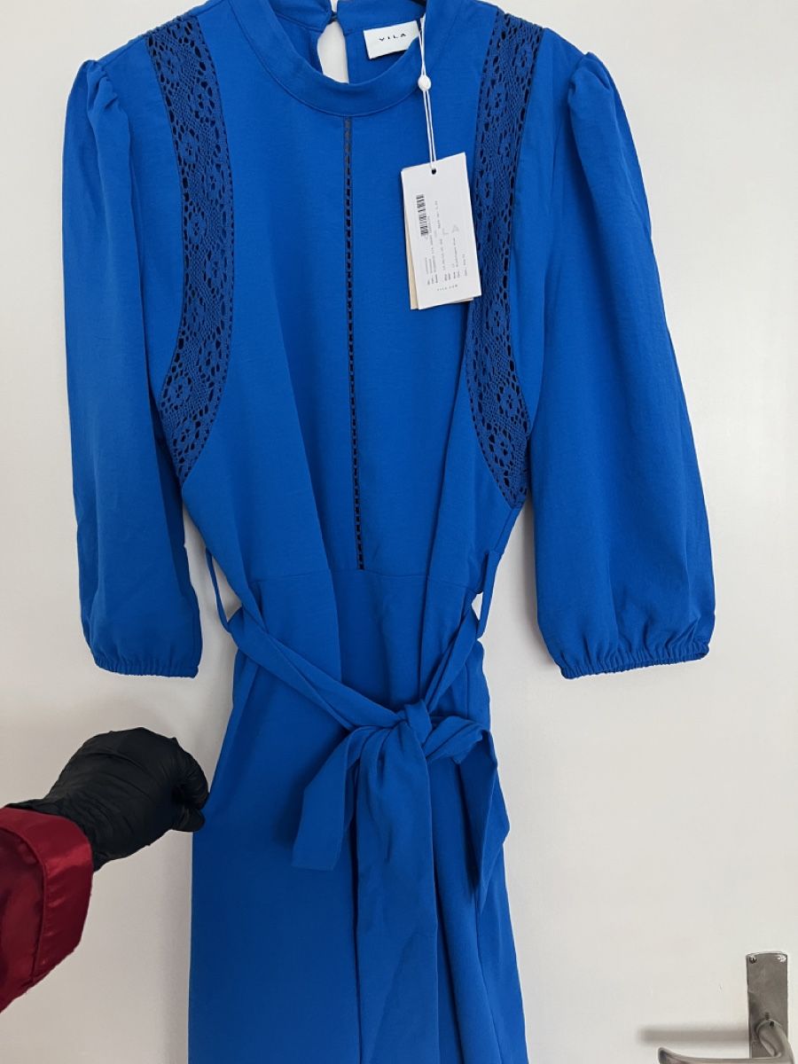 Vila Vestiti: Kleid Vila – Nuovo (secondo la descrizione) da Baar venduto da rom_j56y 1