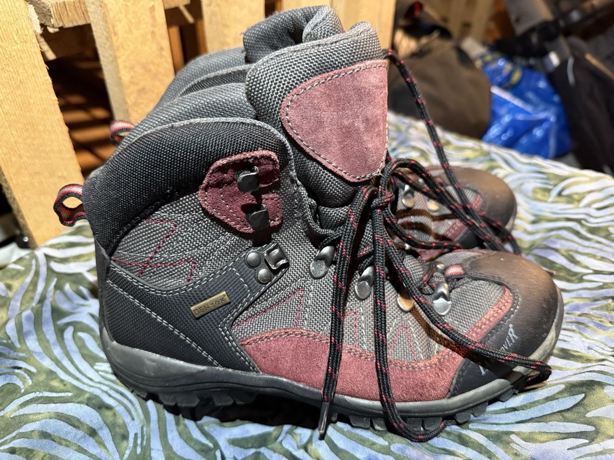 Landrover Scarpe da uomo: Wanderschuhe, Gr. 37 – Usato da Uster venduto da Flummi 1