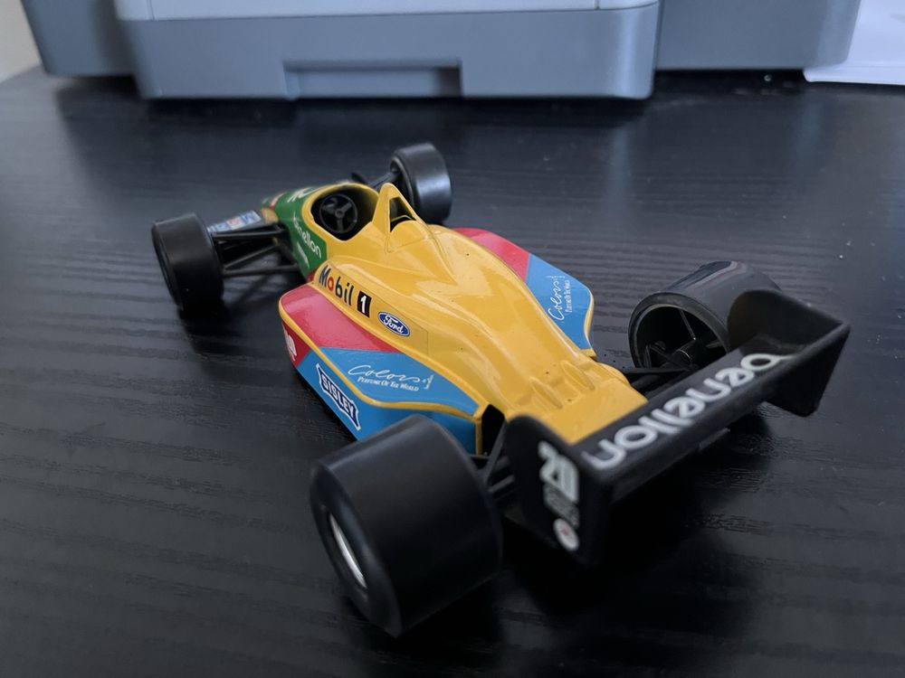 Benetton Ford B 188. 1:24 Bburago | Kaufen Auf Ricardo