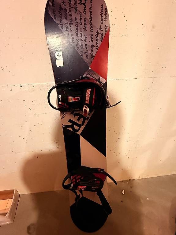 Board: Snowboard – Usato da Wil SG venduto da unikat