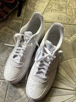 Baskets Nike blanches taille:  47.5. EU 13 US