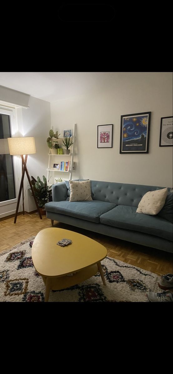 Divani: Chesterfield blaues Sofa  – Usato da Chur venduto da ell_mrc2 1