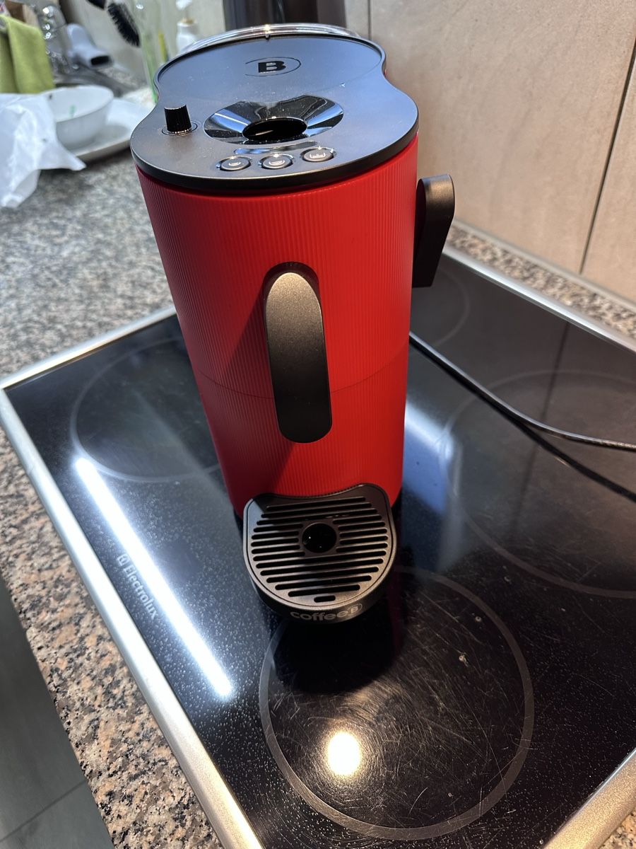 Coffee B Kaffeemaschinen & Espressomaschinen: CoffeeB HORIZON Kapselmaschine rot neuwertig – Neu (gemäss Beschreibung) aus Uerkheim von Crank99 2