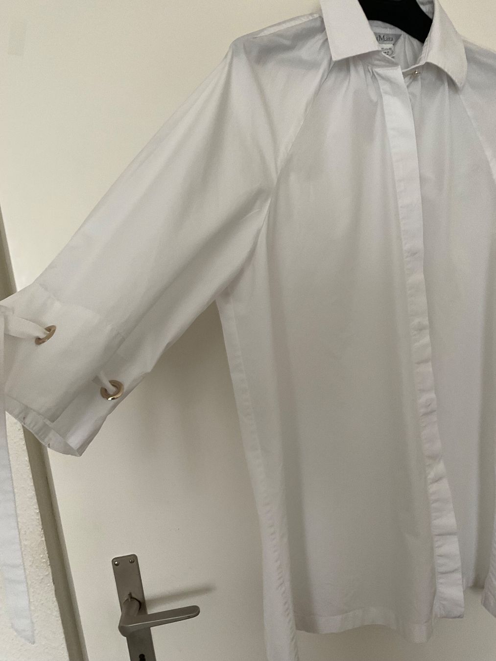 Max Mara Camicette: MAX MARA oversize Bluse Gr L weiss Neuwertig – Nuovo (secondo la descrizione) da Urdorf venduto da alda02 1