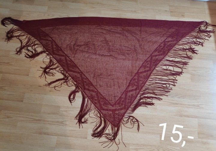 Foulard & Sciarpe: Châle – Usato da Couvet venduto da fat_kyl7