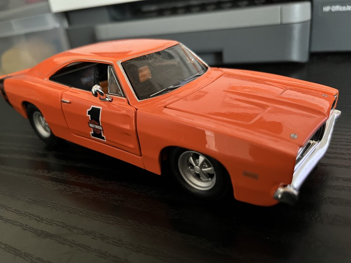Dodge Modellini d'auto: Dodge Charger R/T.  1:25 – Usato da Rümlang venduto da Papamoll4 5
