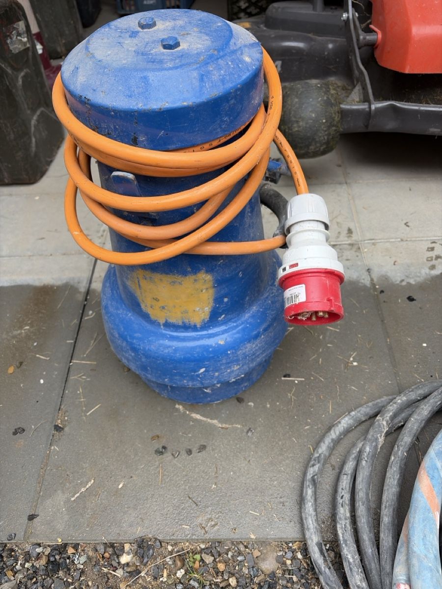Tutte le macchine: Betonvibrator – Usato da Rheineck venduto da rom-ano63