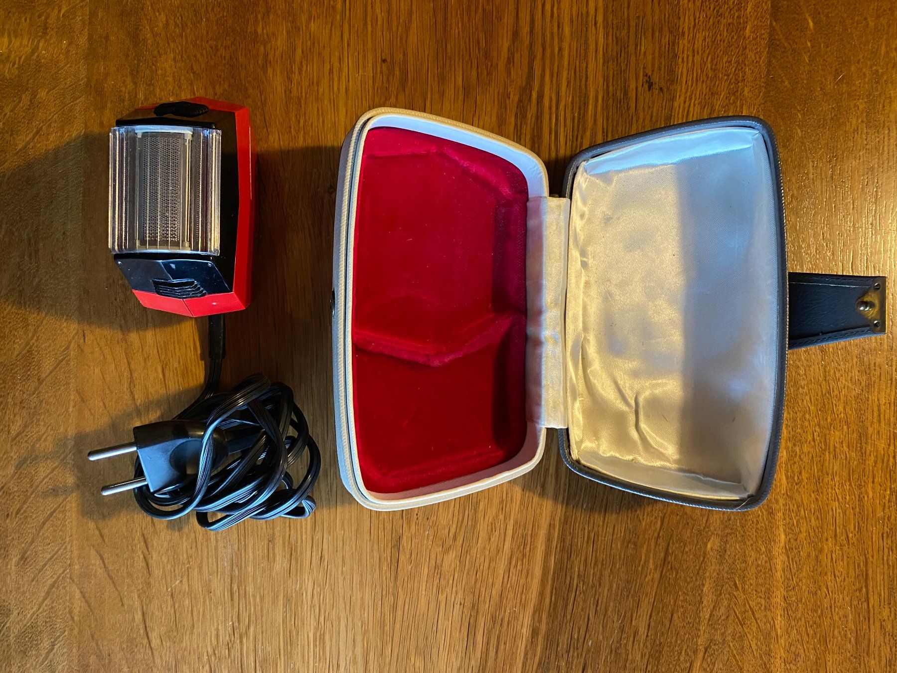 Rasoi & Lamette da barba: Vintage Rasierapparat – Usato da Doerflingen venduto da Hikwood 1