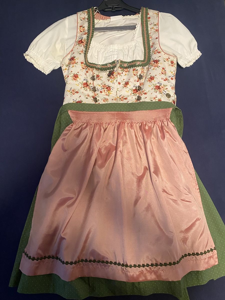 Kleider: MarJo Dirndl Gr. 40 inkl. Dirndlbluse Gr. 38 – Gebraucht aus Wil SG von mosliv 2