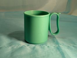 Tupperware  Becher mit Henkel, türkis