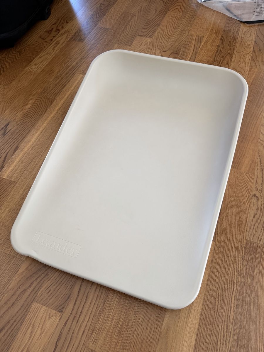 Leander Wickeltisch & Zubehör: Leander-Wickelauflage, Beige – Gebraucht aus Zürich von Aurelie.bny