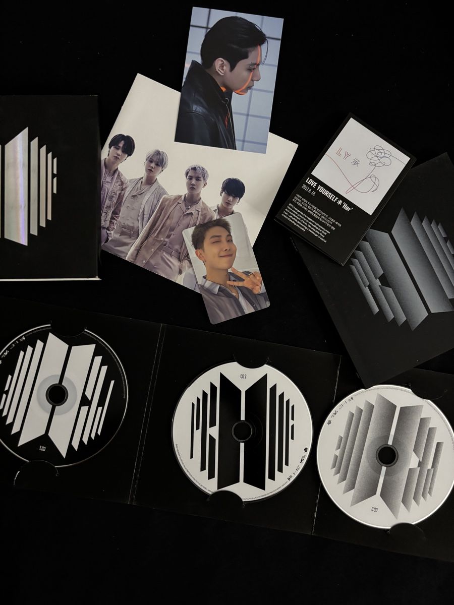 CDs: BTS Proof Standard komplett inkl. Photocards & Poster – Neu (gemäss Beschreibung) aus Köniz von mad_f8bj 1