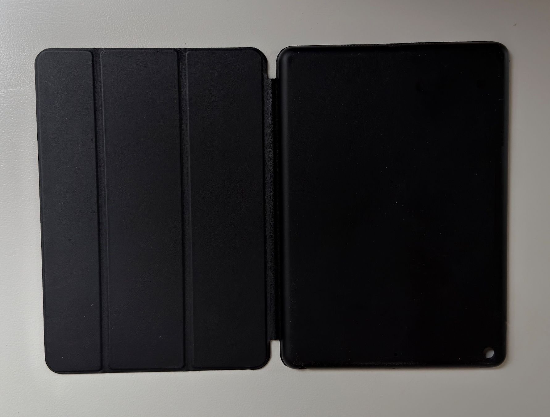 Tablet PC: iPad 8  PRIVAT – Usato da Hausen am Albis venduto da renatobalsiger 3